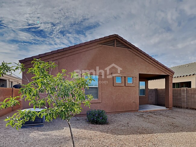 Building Photo - 5026 E Sunstone Dr