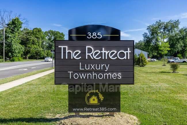 Building Photo - 385 N Tuckahoe Rd