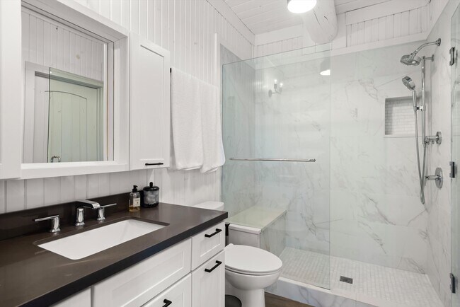 Building Photo - 1258 Juniper Hill Rd