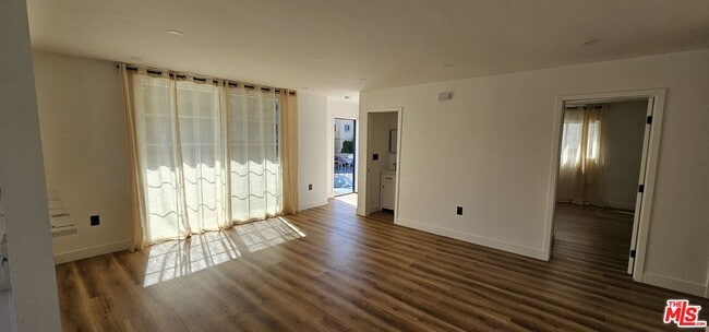 Building Photo - 8668 Gregory Way
