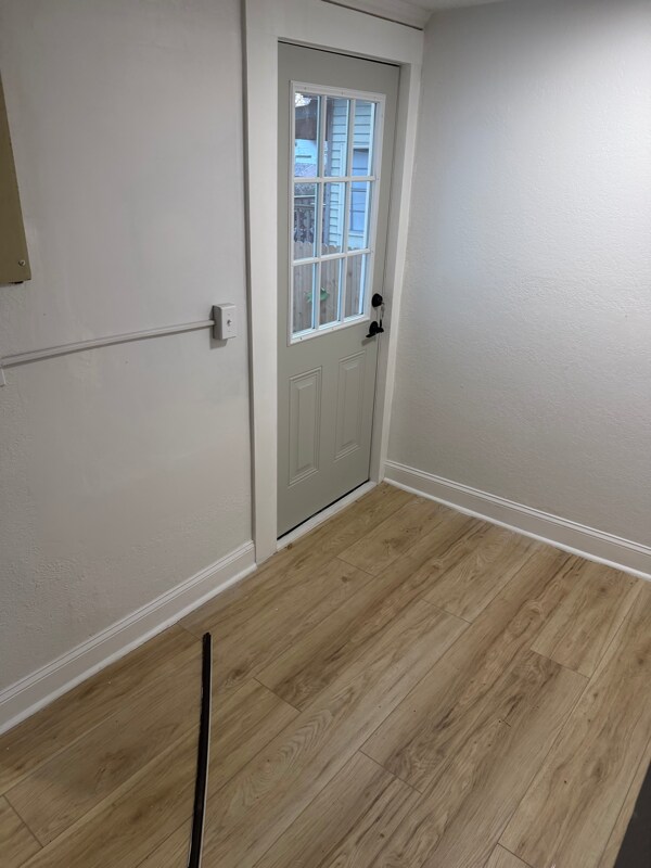 Building Photo - 1315 E Anderson St