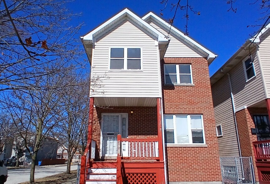 Primary Photo - 1500 E 72nd Pl