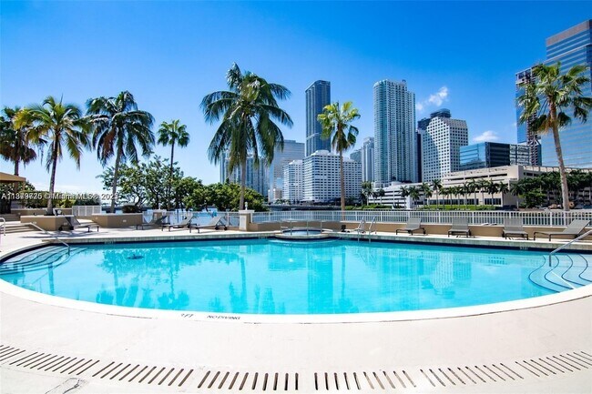 Building Photo - 701 Brickell Key Blvd