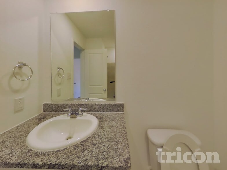 Building Photo - 1516 Clairborne Ct
