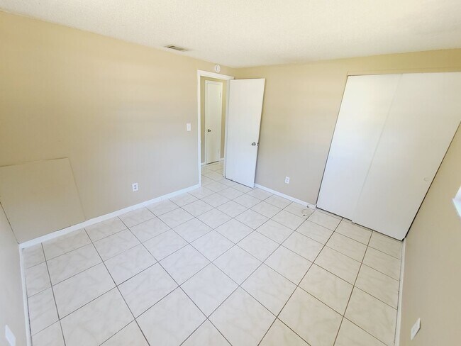 Building Photo - Charming Four Bedroom One Bathroom House photos coming soon