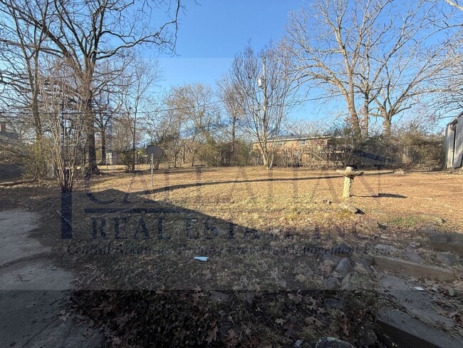 Building Photo - Park Hill Efficiency