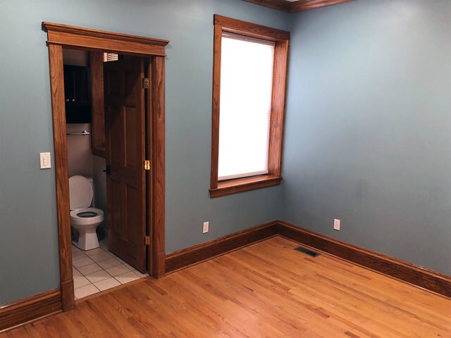 Building Photo - 1715 W Rascher Ave