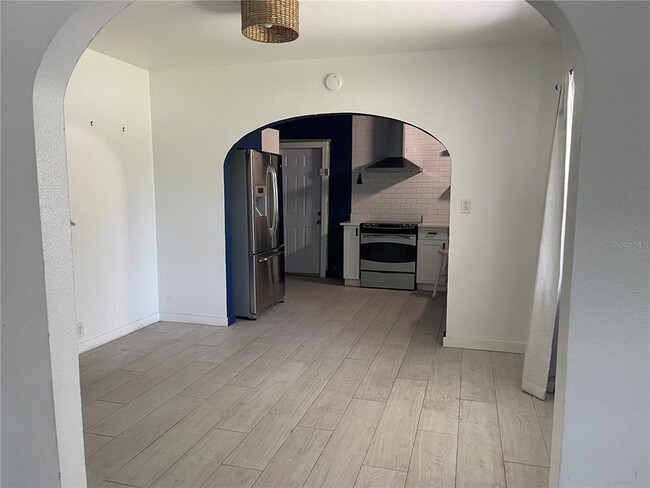 Building Photo - 345 22nd Ave S