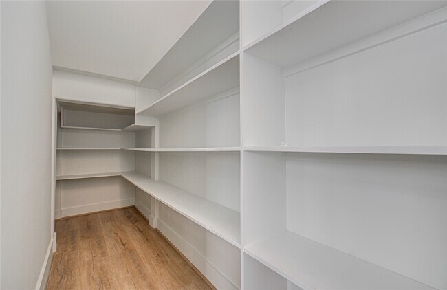 Building Photo - 4605 Edison St