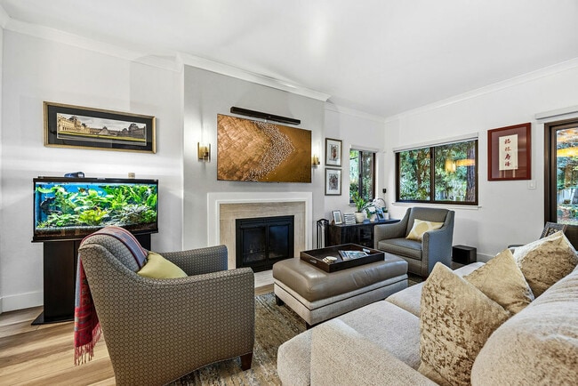 Building Photo - 50 Horgan Ave