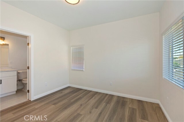 Building Photo - 3657 Mountain View Ave