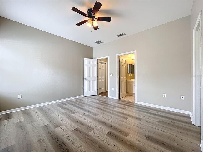 Building Photo - 4640 Mandolin Loop