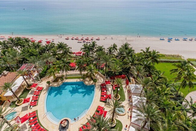 Building Photo - 17749 Collins Ave