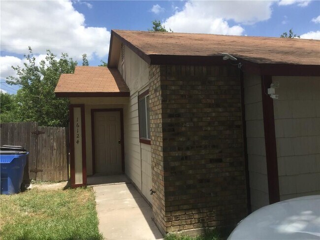 Building Photo - 16124 Fitchburg Cir