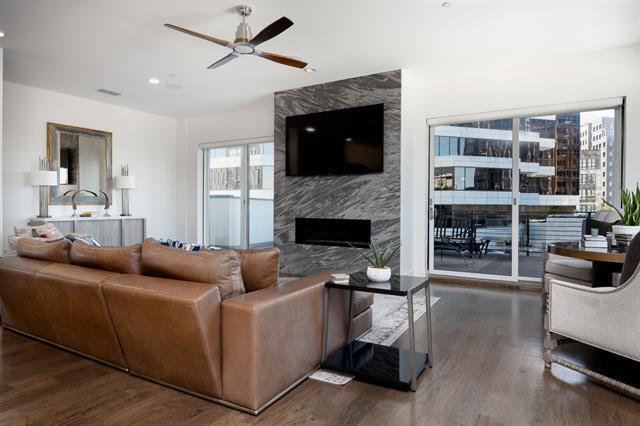 Building Photo - 2934 N Hall St