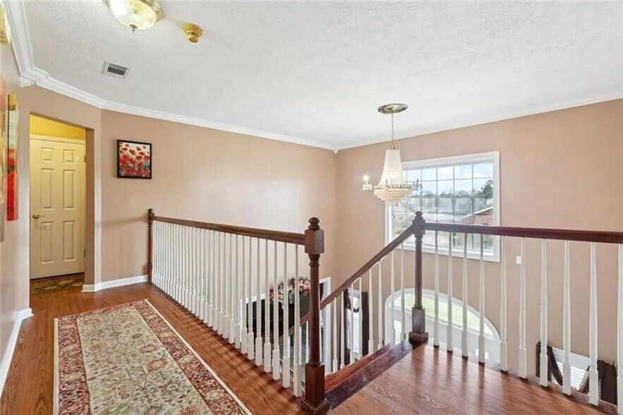 Building Photo - 2565 Kismet St