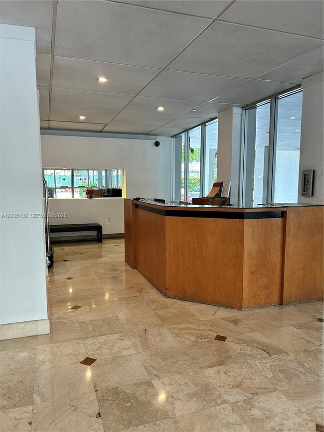 Building Photo - 150 SE 25th Rd