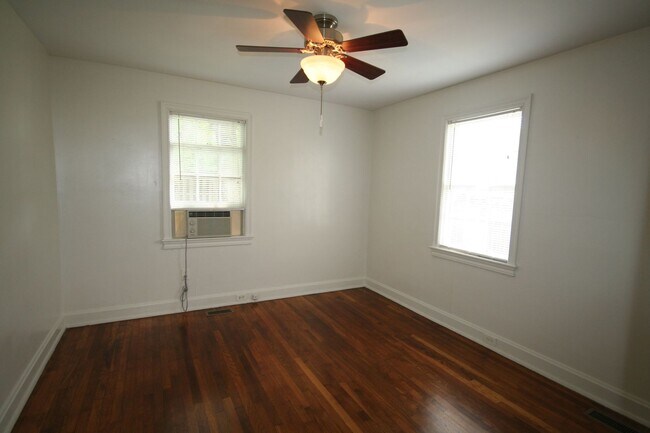 Building Photo - 1707 Englewood Ave