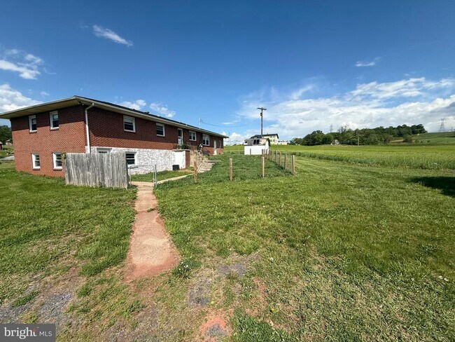 Building Photo - 4401 Tuscarora Rd