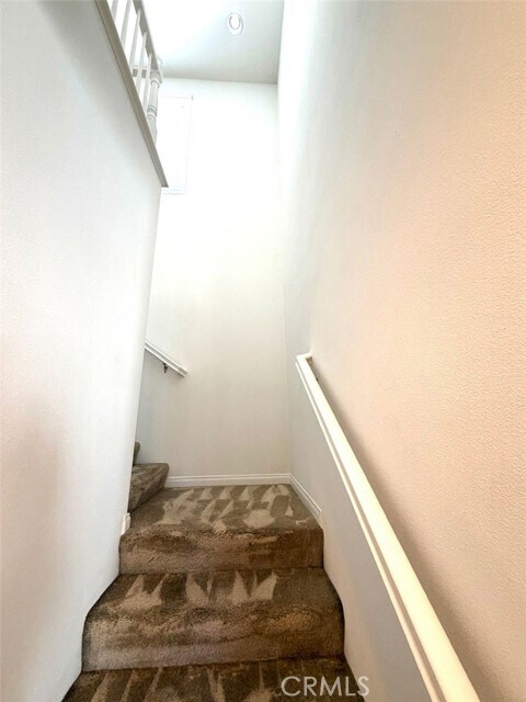 Building Photo - 8433 Floro Pl