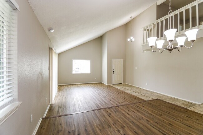 Building Photo - 12230 Villa Lea Ln