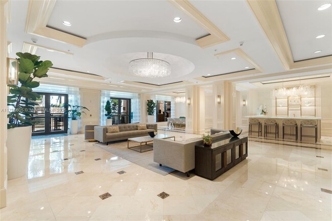 Building Photo - 3350 SW 27th Ave