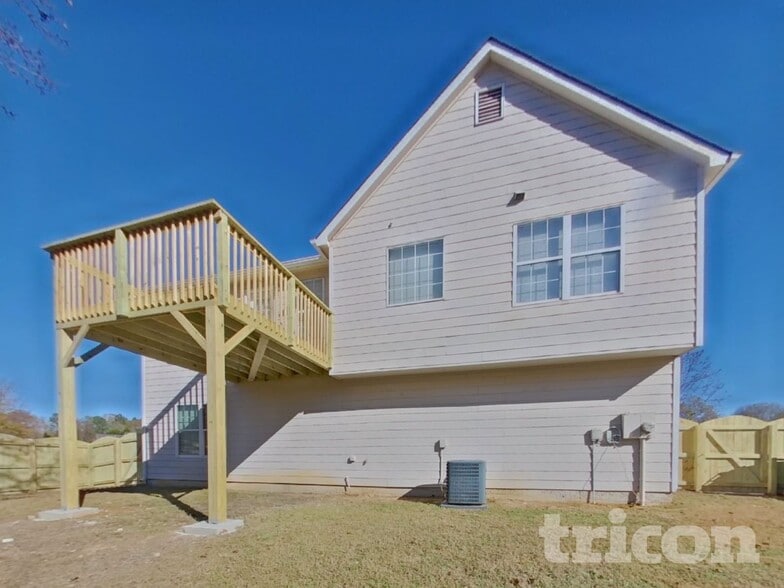 Building Photo - 6010 Deer View Pl