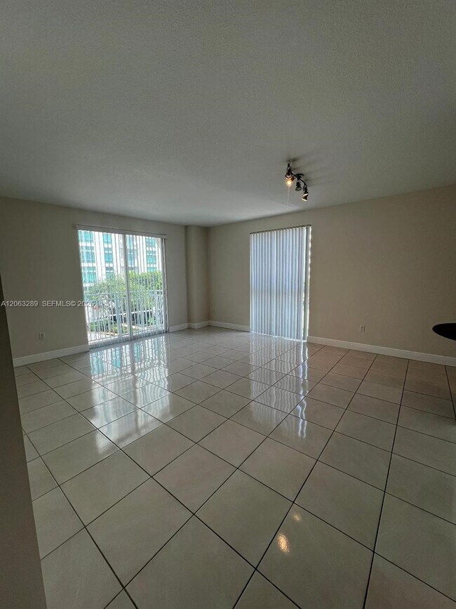 Building Photo - 7275 SW 90th Way