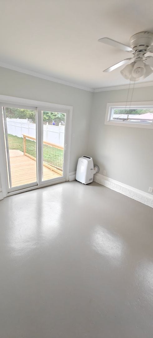 Building Photo - Walk to the river from this convenient rancher near Willow Oaks