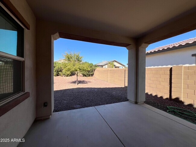 Building Photo - 20480 W Point Ridge Rd