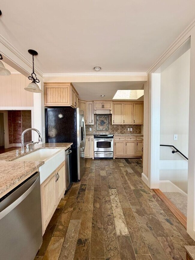 Building Photo - Lake Murray - Irmo - Offering Self Guided Tour with RENTLY!