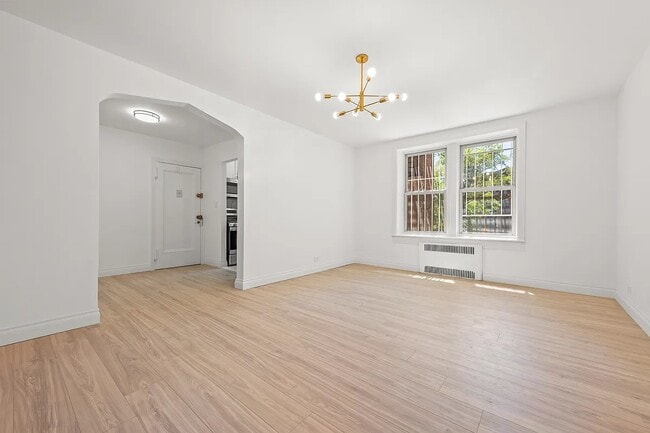 Building Photo - 12416 84th Rd #1D-1D