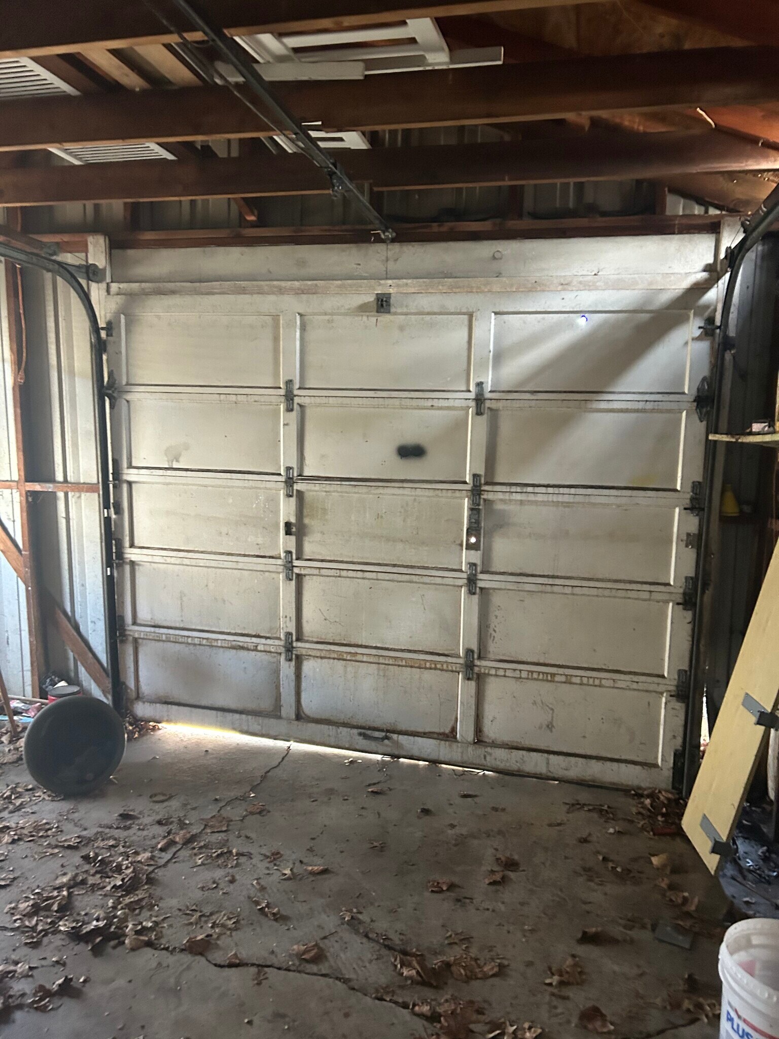 Building Photo - 2345 Iowa St