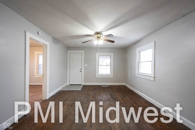 Building Photo - 2905 E 17th St