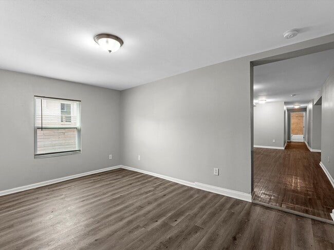 Building Photo - 1811 39th St