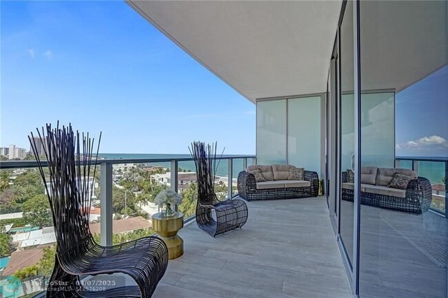 Building Photo - 2200 N Ocean Blvd