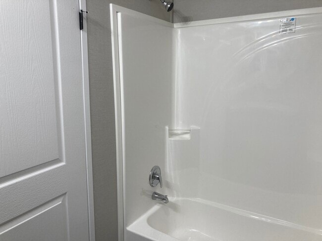 Building Photo - 107 Bluejay Hill