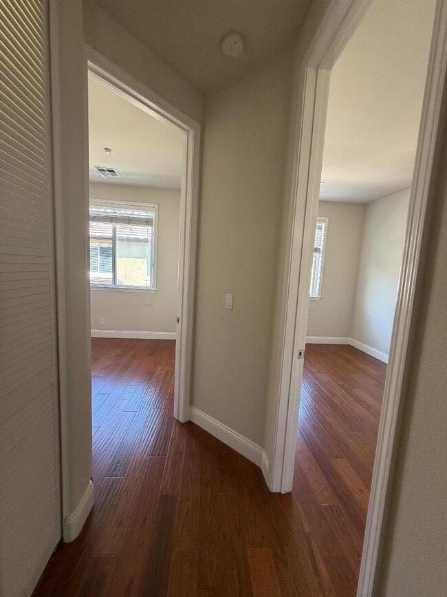 Building Photo - 5080 Ruffino Terrace