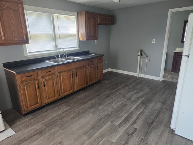 Building Photo - 3807 Chalmers Ave