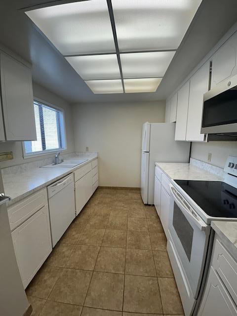 Building Photo - 6090 Montgomery Ct