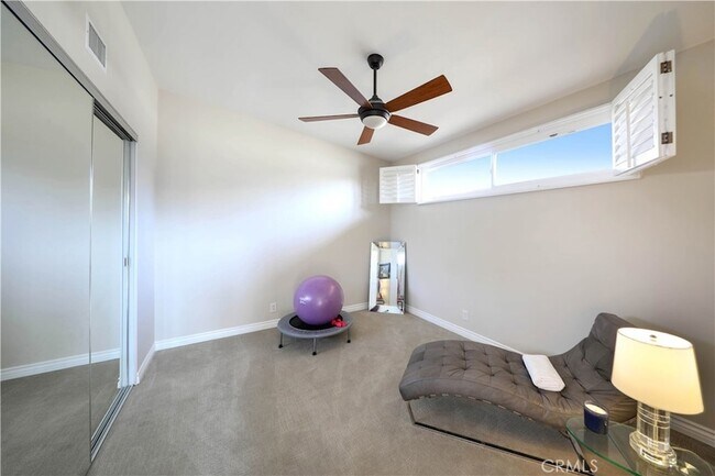 Building Photo - 406 Carlotta