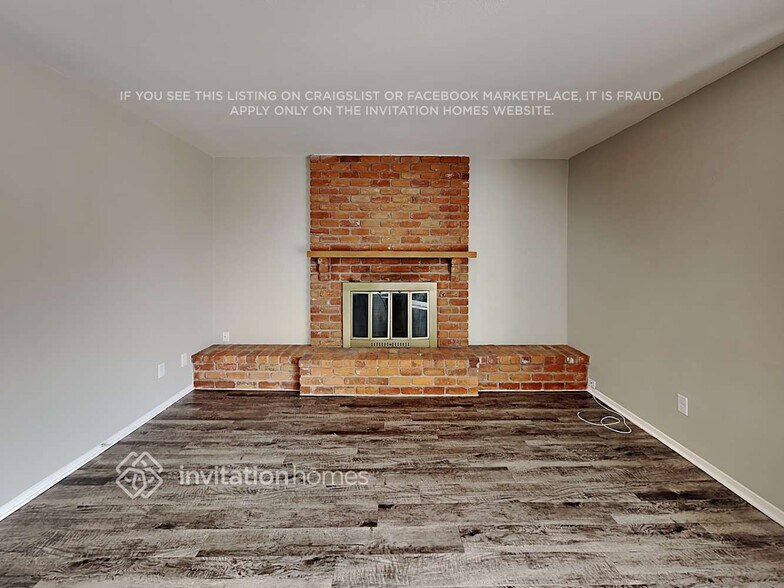 Building Photo - 8252 E Monte Vista Rd