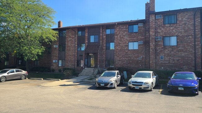 Building Photo - 7713 Woodward Ave