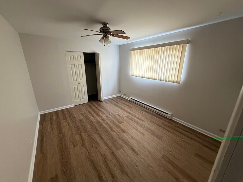 BR 1 (of 3 total) - 17828 Park Ave