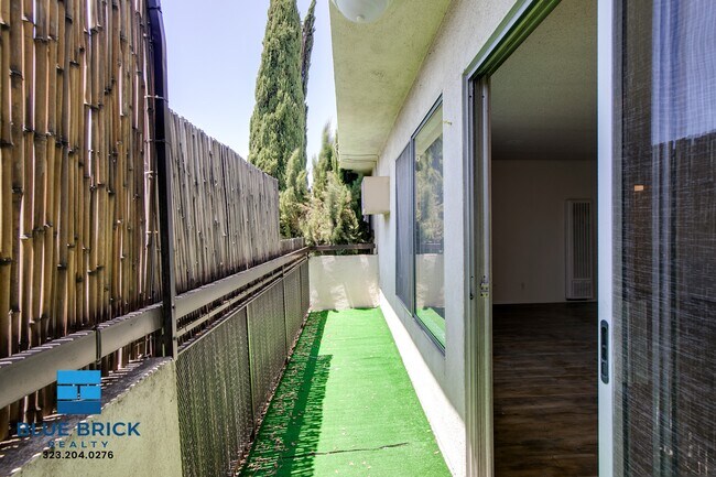 Building Photo - 5452 Corteen Pl