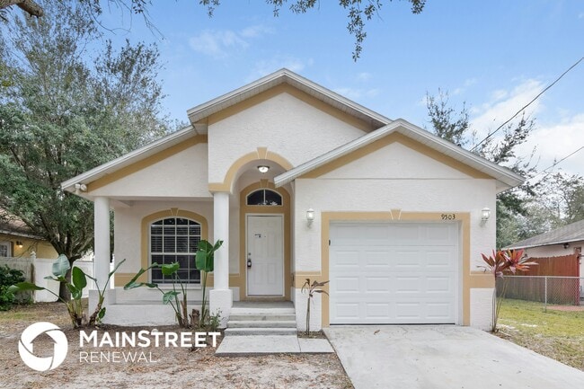 Building Photo - 9503 N Hyaleah Rd