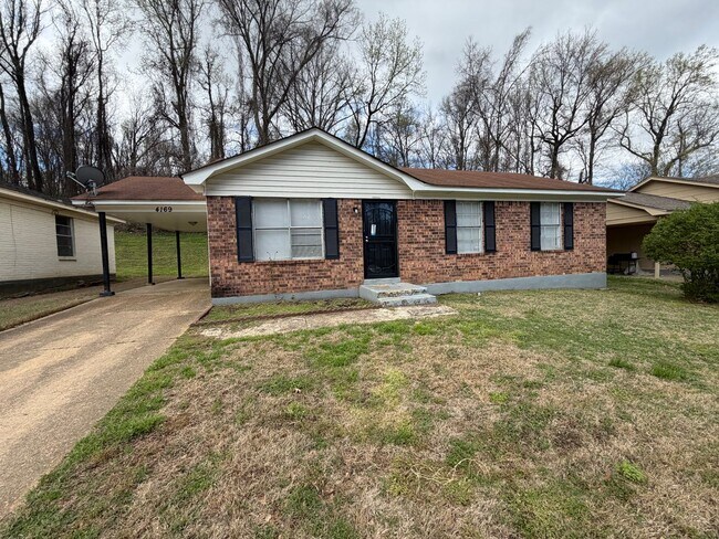 Building Photo - 4169 Double Tree St