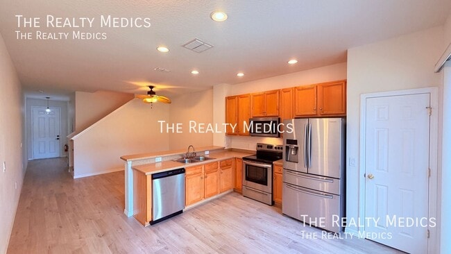 Building Photo - 5161 Regatta Dr