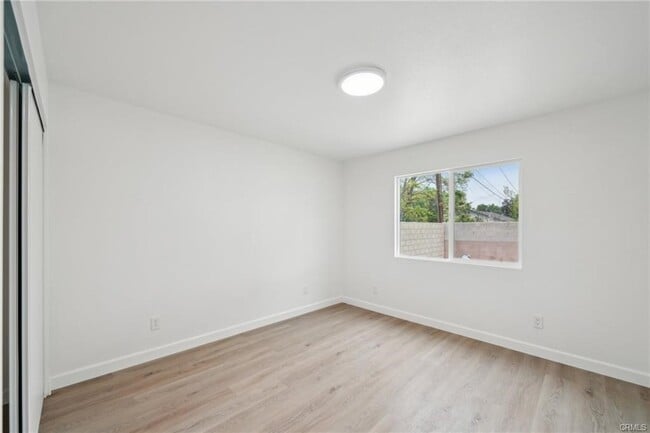 Building Photo - 4664 Sierra St