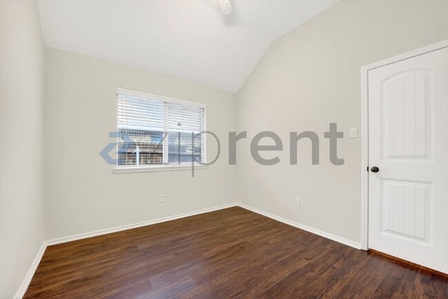 Building Photo - 1301 Raleigh Path